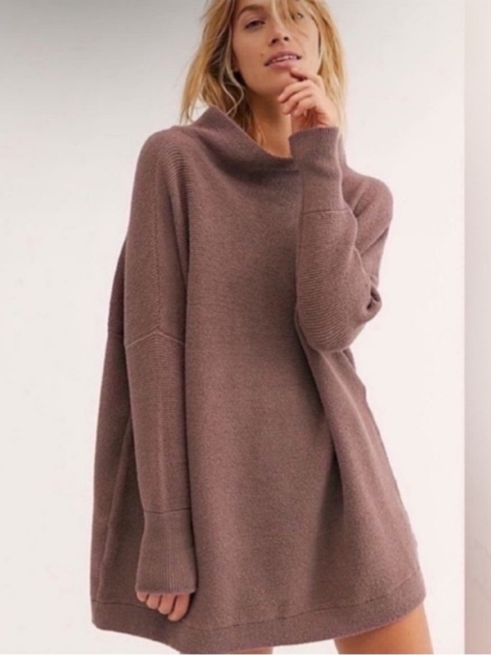 Free People Ottoman Slouchy Sweater in Nutmeg